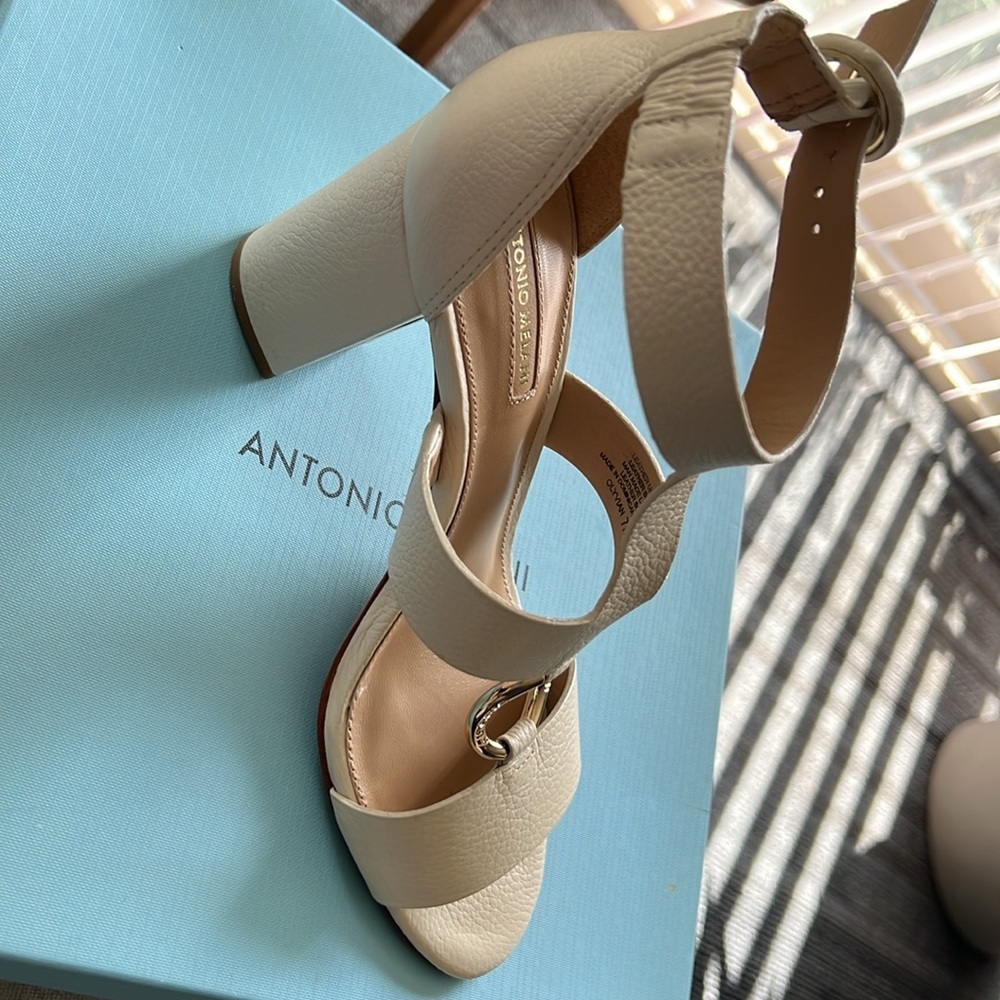 Cream high heeled - size 7